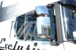zrcátka Scania
